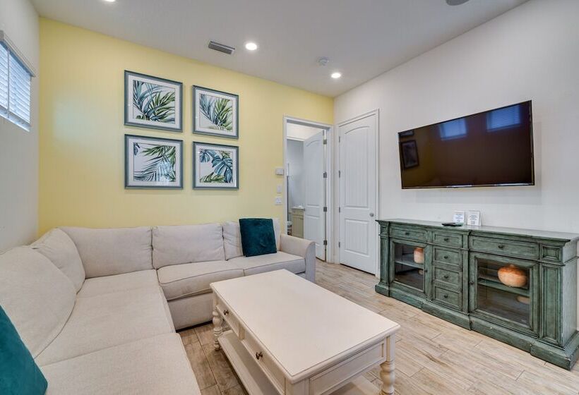 Modern Kissimmee Cottage ~ 5 Miles To Disney Parks