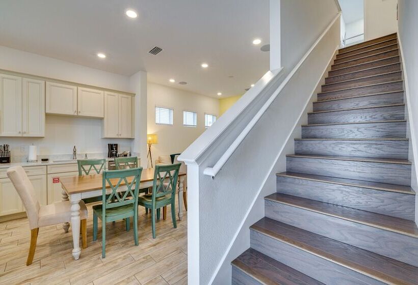 Modern Kissimmee Cottage ~ 5 Miles To Disney Parks