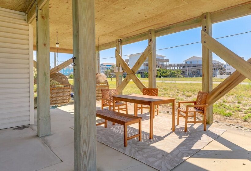 North Topsail Beach Home   Walk To The Ocean!