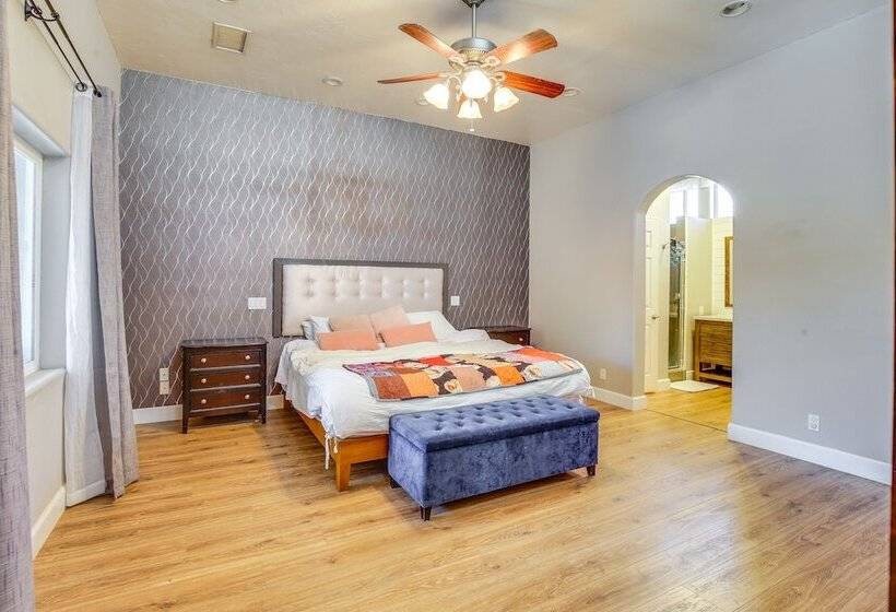 Palm Desert Home W/ Pool, Near Shops On El Paseo!