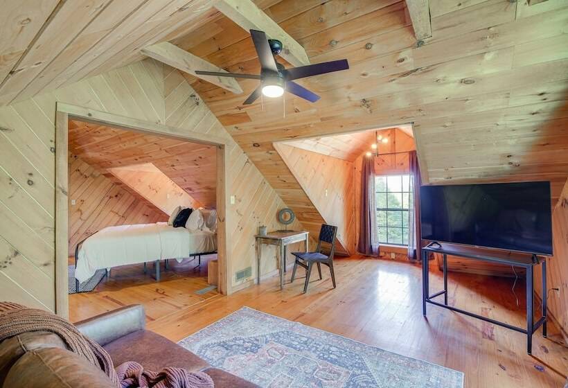 Peaceful Whitley City Cabin On 10 Wooded Acres!