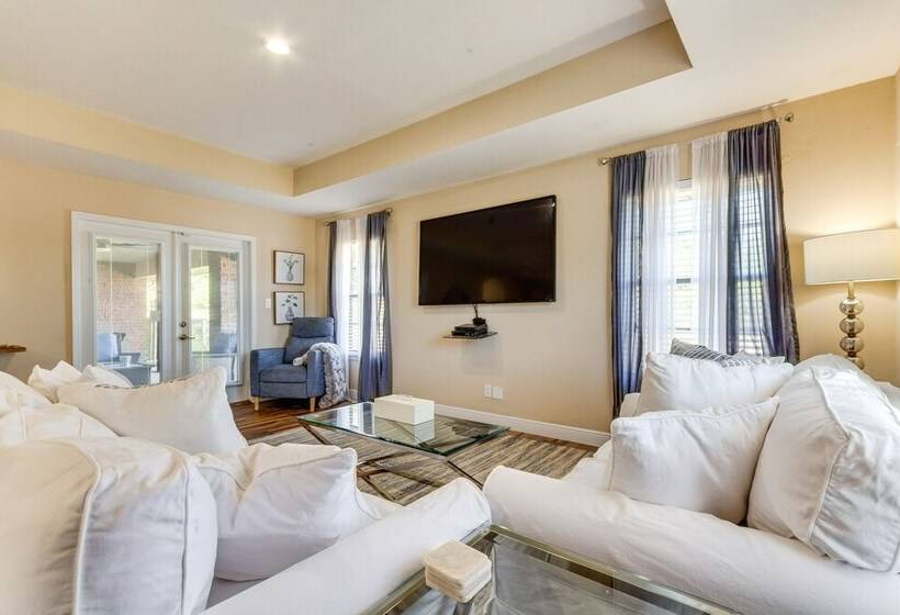 Pensacola Home W/ Private Lanai, 9 Mi To Downtown!