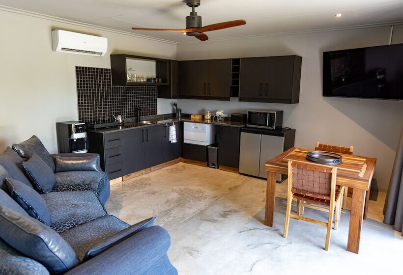 بنسيون Muunga Bush Lodge & Spa