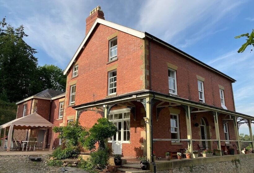 פנסיון Penyvoel Hall