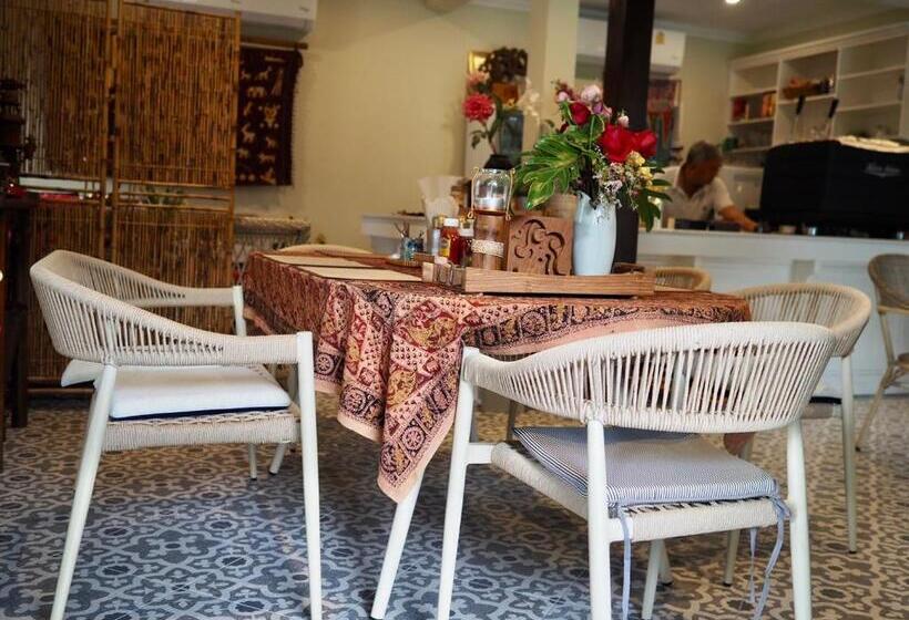 膳宿费 Pran@kumuang Boutique House