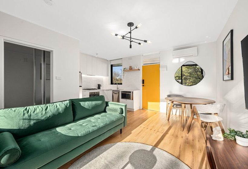 Peppertree Apartments