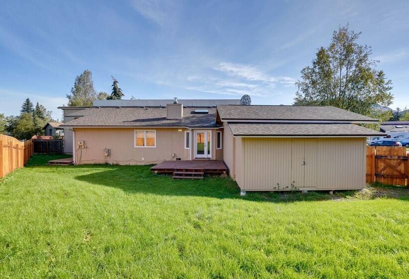 Pet Friendly Anchorage Home   8 Mi To Downtown!