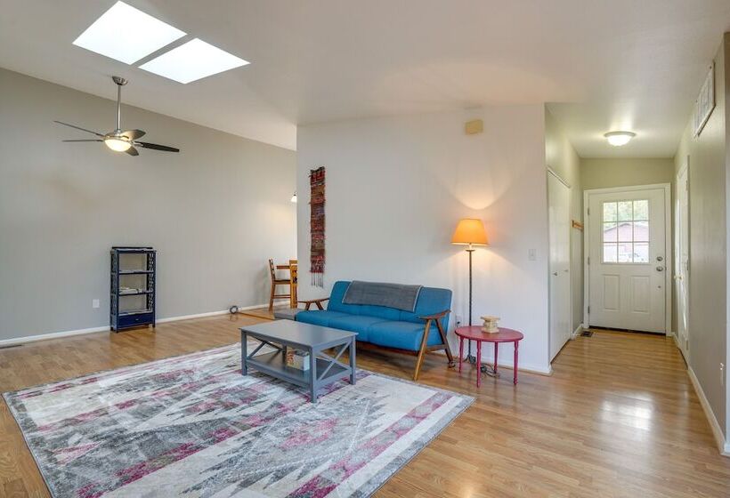 Pet Friendly Anchorage Home   8 Mi To Downtown!