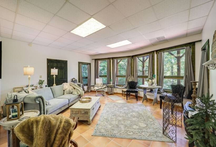 Home On 60 Acres Near Beech Mtn!