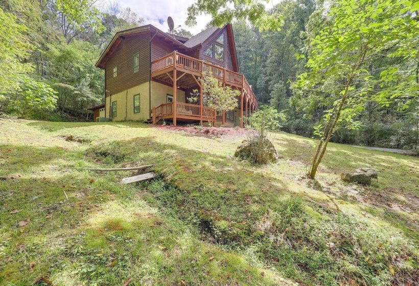 Home On 60 Acres Near Beech Mtn!