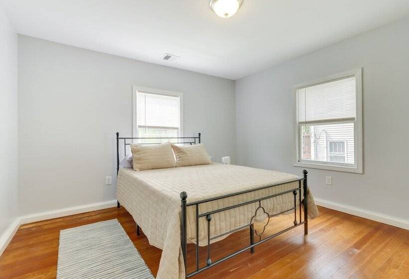 Pet Friendly Connecticut Retreat Near Golfing!