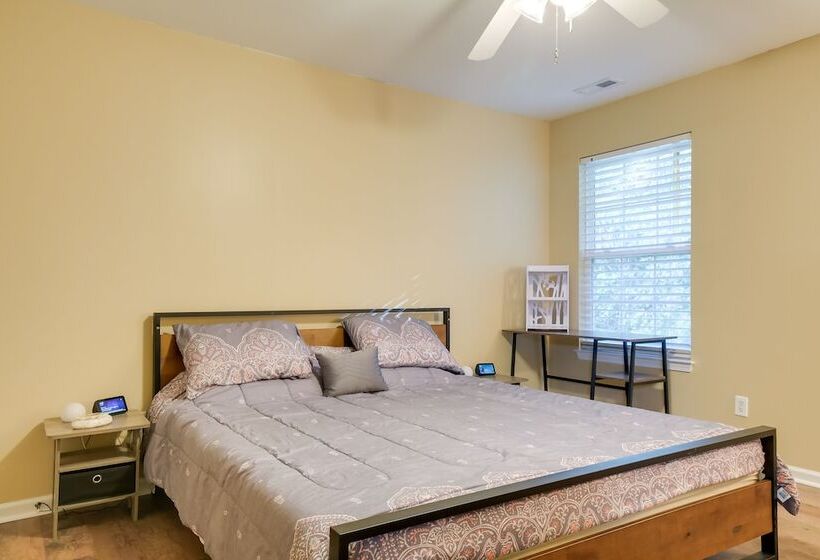 Pet Friendly Holly Springs Residence With Deck!