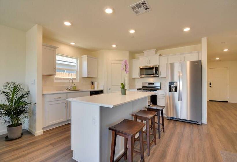 Pet Friendly Merced Vacation Rental!