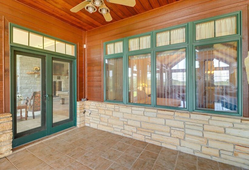 Mtn View Shirley Pool House: Pets Welcome!