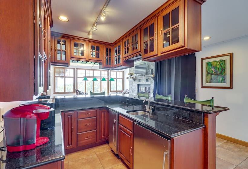 Mtn View Shirley Pool House: Pets Welcome!