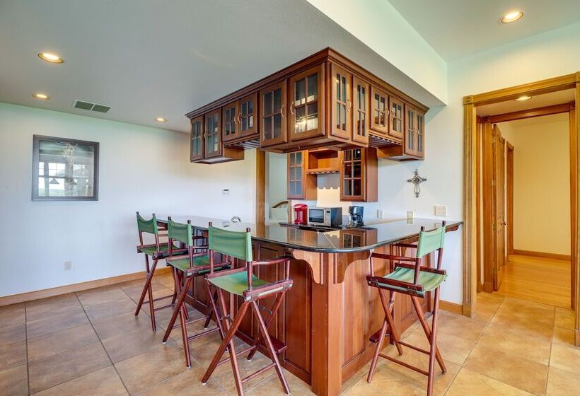 Mtn View Shirley Pool House: Pets Welcome!