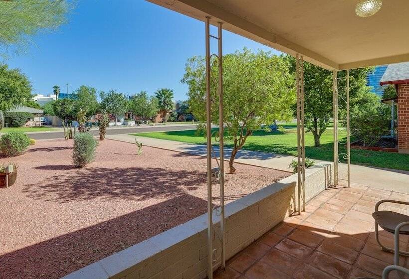 Phoenix Home W/ Patio: Near Downtown & Light Rail!