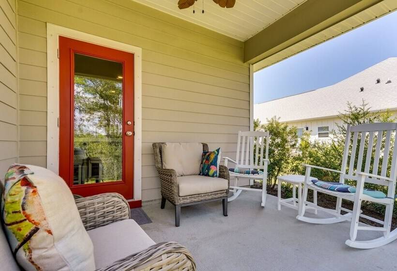Port St Joe Home   Walk To Beach + Restaurants!