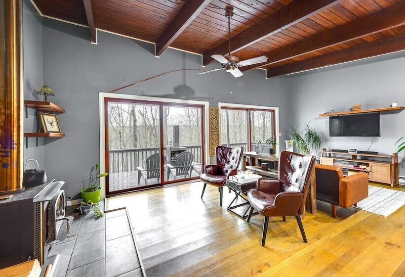 Alpine House  Modern Delevan Cabin On 2 Acres