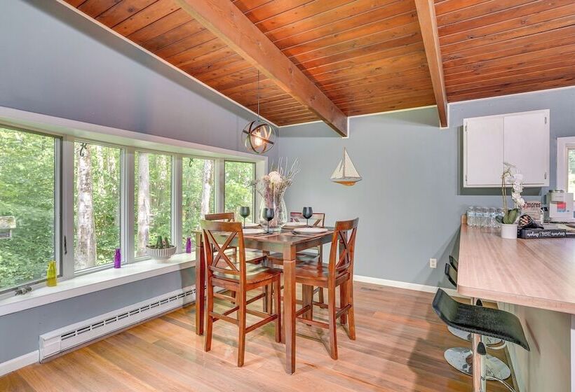 Alpine House  Modern Delevan Cabin On 2 Acres