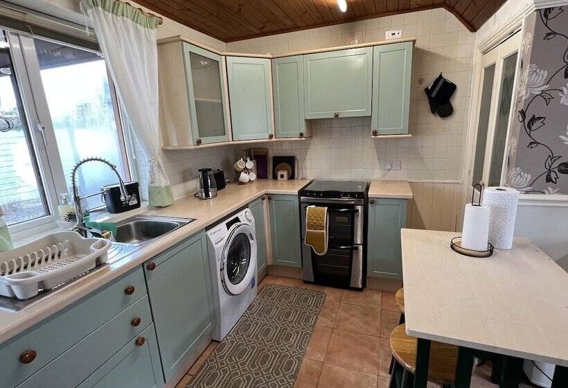 레지던스 Carlisle The Cathedral City And Gateway In Cumbria