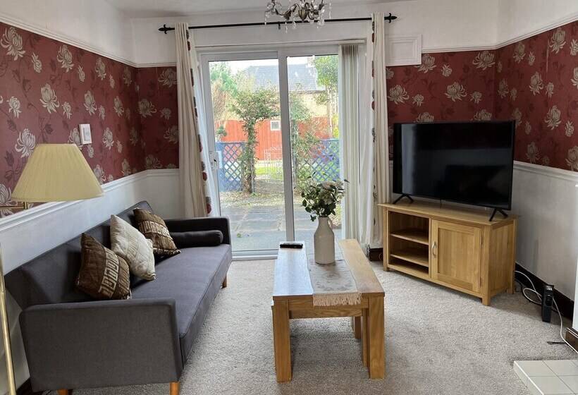 레지던스 Carlisle The Cathedral City And Gateway In Cumbria