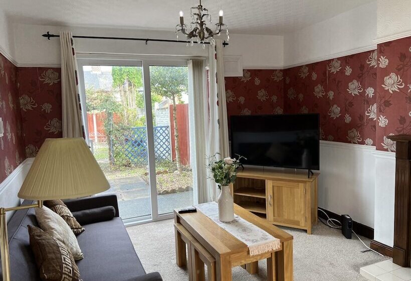 레지던스 Carlisle The Cathedral City And Gateway In Cumbria