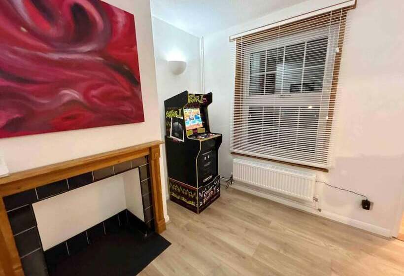 레지던스 Essex 2 Bed House Nr Stanstead With Arcade Machine