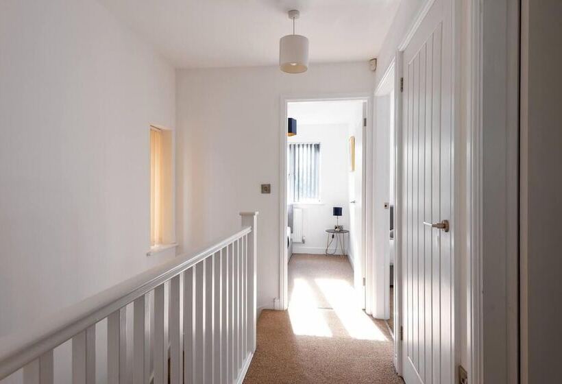 レジデンス Stunning 3 Bed House In Derby