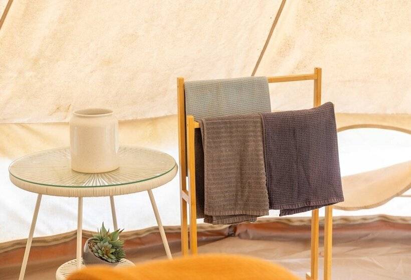 אתר נופש Coonamble Riverside Caravan Park