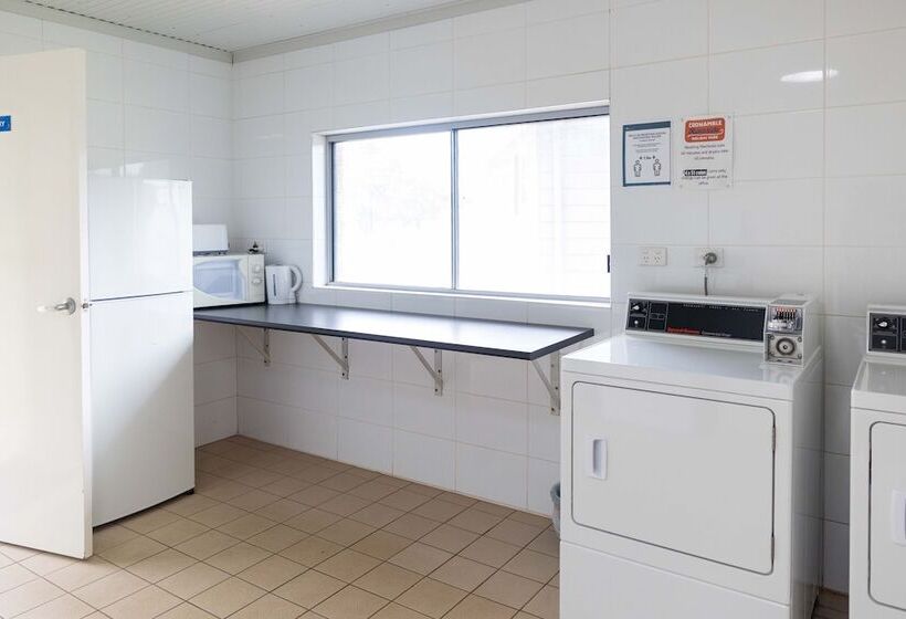 אתר נופש Coonamble Riverside Caravan Park