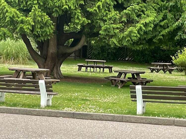 리조트 Dog Friendly 8 Berth Caravan At Cherry Tree Holiday Park In Norfolk Ref 70363c