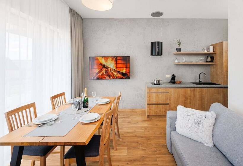 Курорт Tri Vody