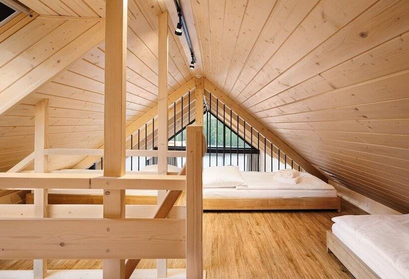 Курорт Tri Vody