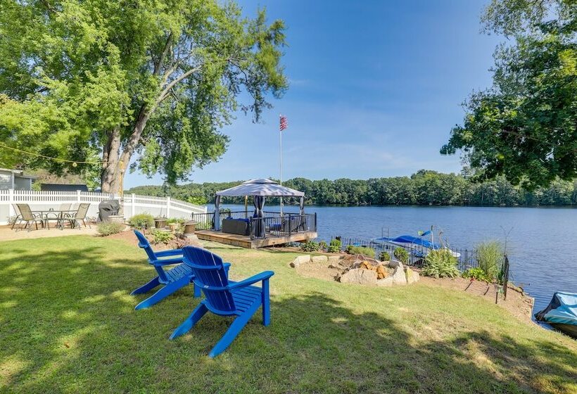Riverfront New Hampshire Cottage W/ Boat Dock