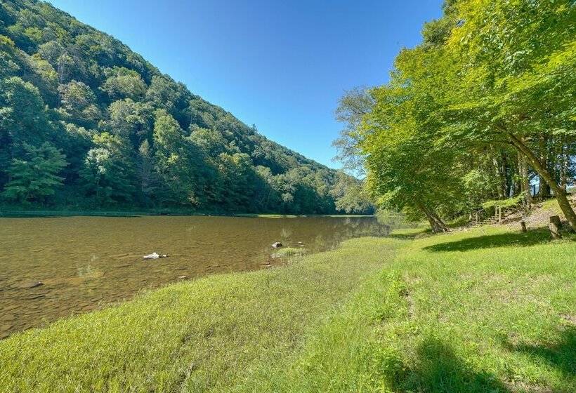 Riverfront West Virginia Cabin W/ Screened In Deck