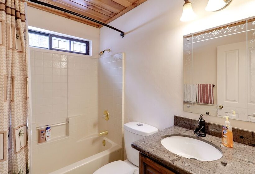 Rural Cabin Bordering Coconino National Forest!