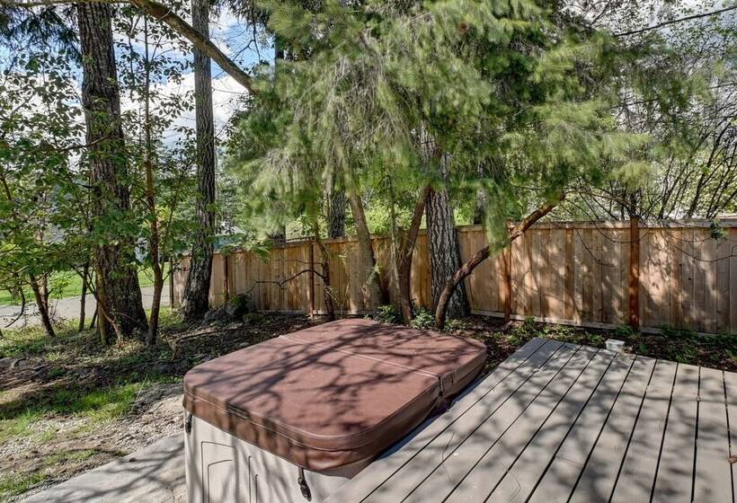 Rustic Allyn Cabin: Private Isl Community W/ Kayak