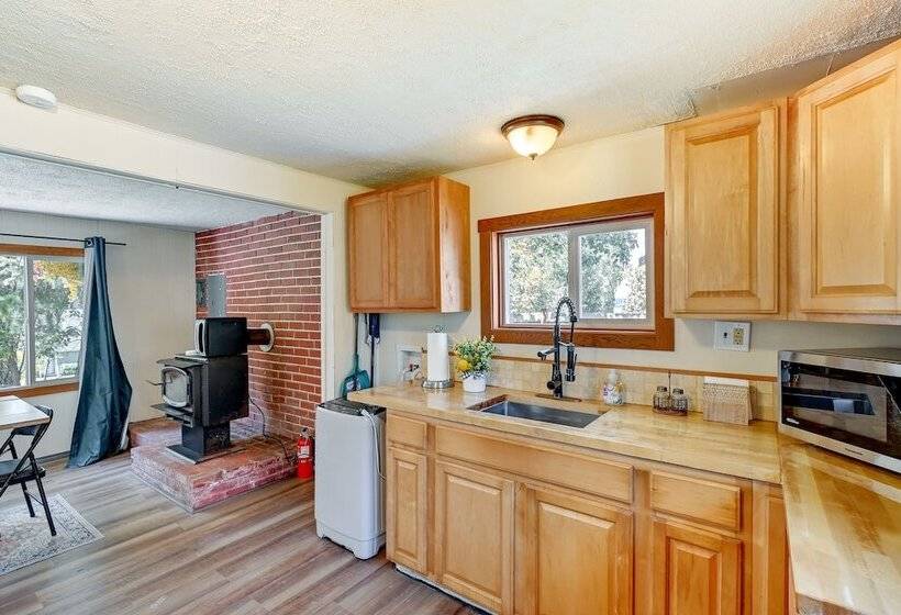 Rustic Allyn Cabin: Private Isl Community W/ Kayak