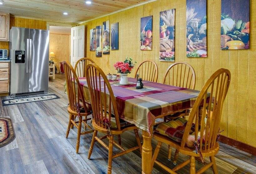 Furnished Deck: Rustic Cabin In Cosby!