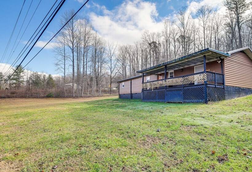 Furnished Deck: Rustic Cabin In Cosby!