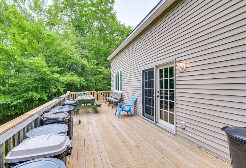 Secluded Harmony Cabin W/ Deck, Dock, Boats!