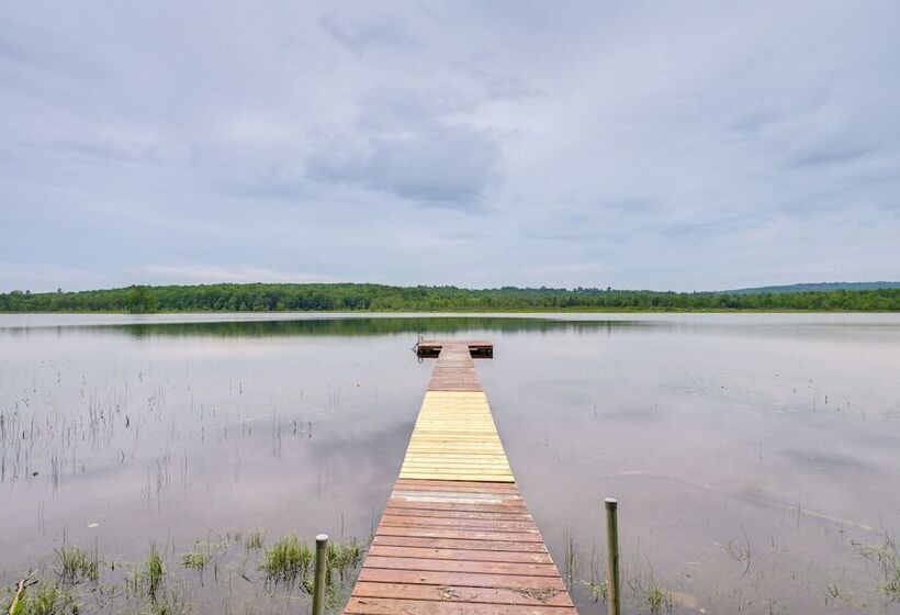 Secluded Harmony Cabin W/ Deck, Dock, Boats!