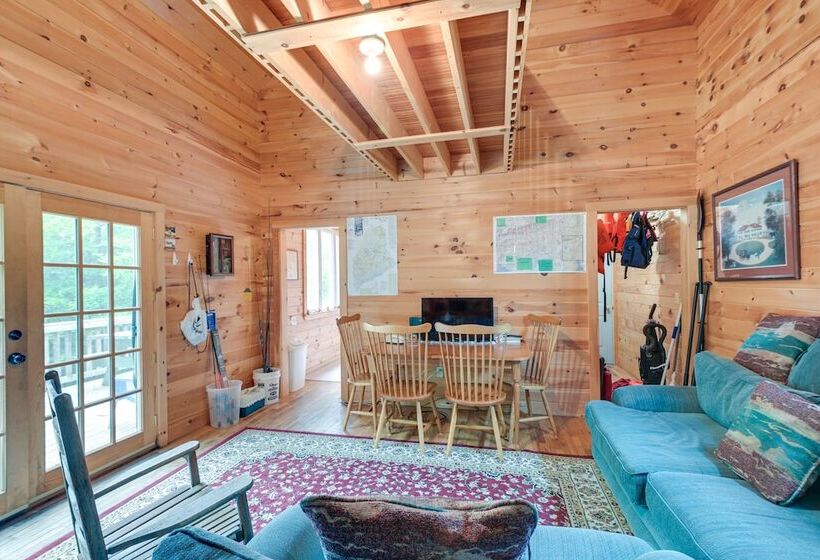 Secluded Harmony Cabin W/ Deck, Dock, Boats!