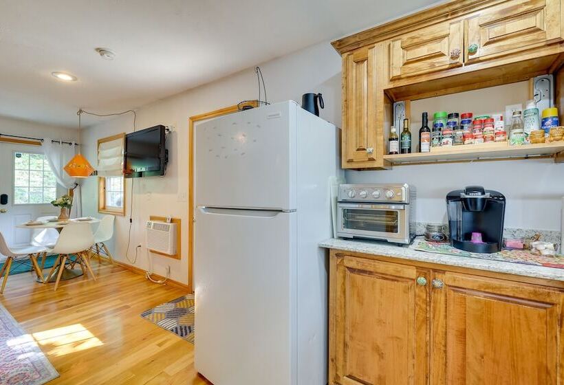 Secluded Ozark Mtn Cottage W/ Wraparound Deck