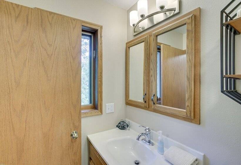 Secluded Wautoma Home W/ Fire Pit!