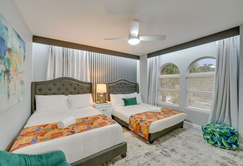 Spacious Kissimmee Oasis W/ Resort Style Amenities