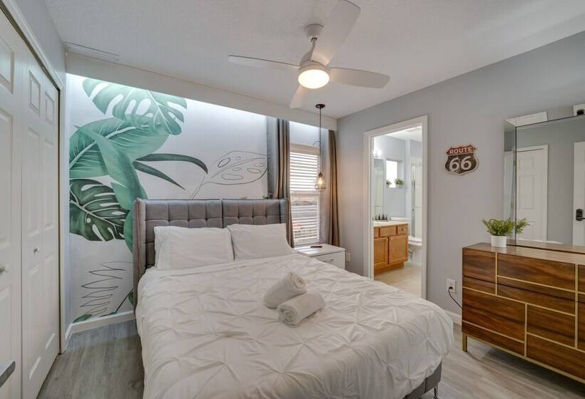 Spacious Kissimmee Oasis W/ Resort Style Amenities