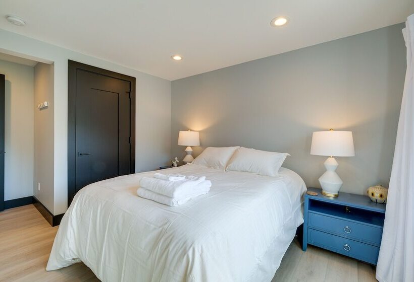 Spacious Michigan Home ~ 6 Mi To Boyne Mountain!