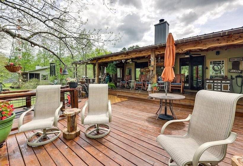 Spacious Riverfront Cabin Near Local Attractions!